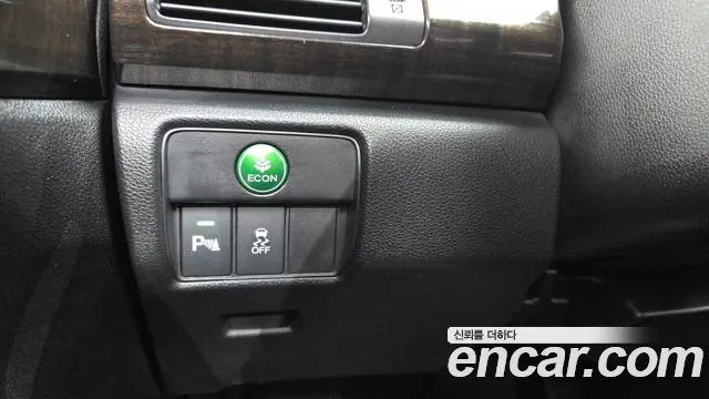 Honda Accord 2014 — фото 17