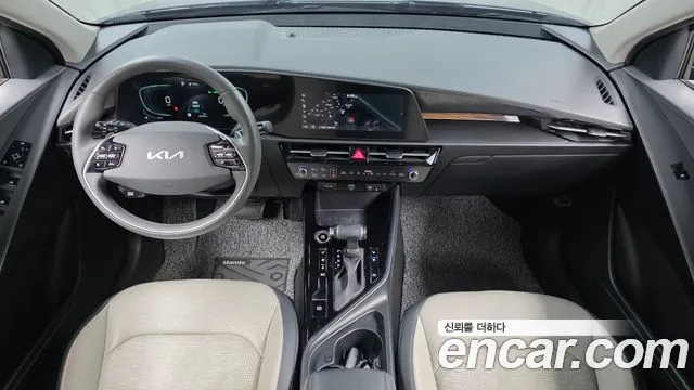 Kia Niro 2022 — фото 10