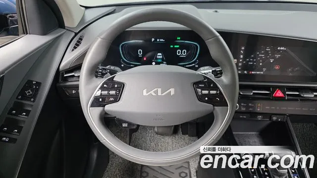 Kia Niro 2022 — фото 19
