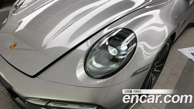 Porsche 911 2022 — фото 8