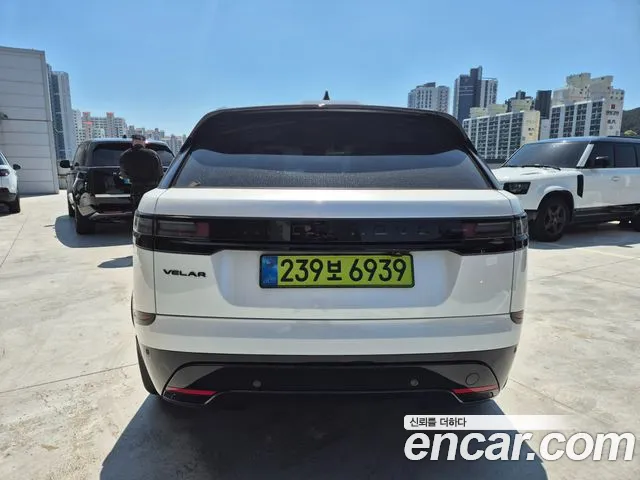 Land Rover Range Rover Velar 2025 — фото 3