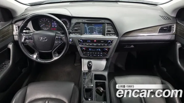 Hyundai Sonata 2015 — фото 10