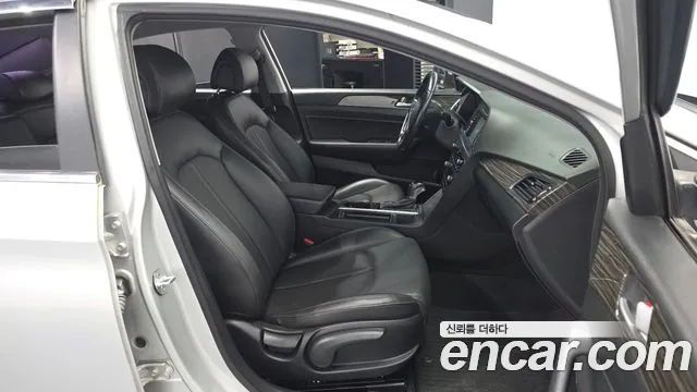 Hyundai Sonata 2015 — фото 17