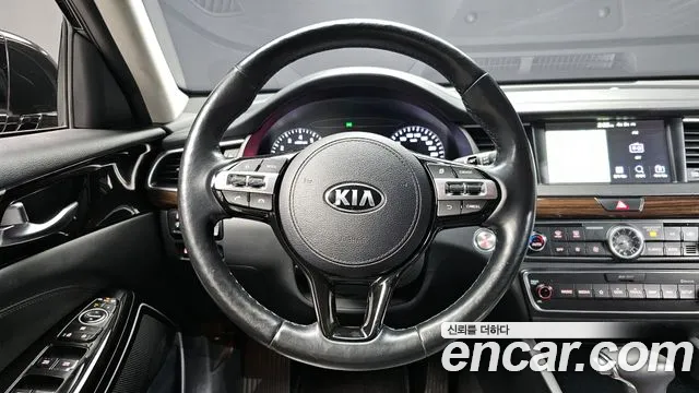 Kia K7 2018 — фото 18