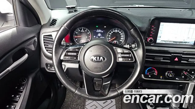 Kia Seltos 2020 — фото 17