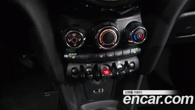 Mini Cooper 2015 — фото 15