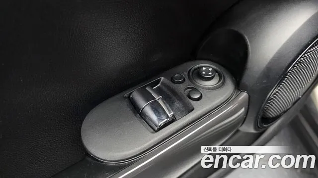 Mini Cooper 2015 — фото 17