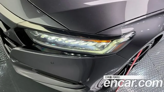 Honda Accord 2018 — фото 8