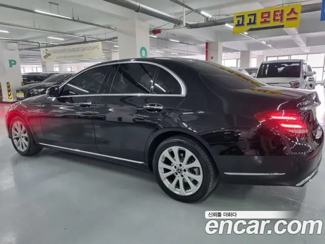 Mercedes-Benz E-Class 2018 — фото 2