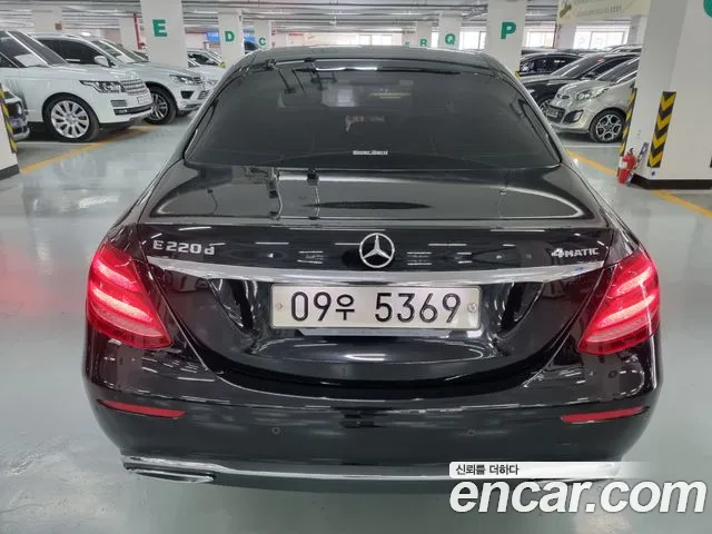 Mercedes-Benz E-Class 2018 — фото 4