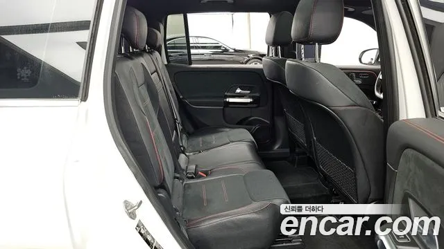 Mercedes-Benz GLB-Class 2021 — фото 18