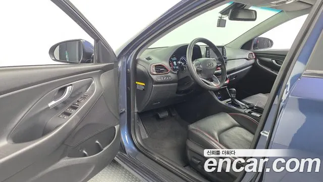 Hyundai i30 2018 — фото 13