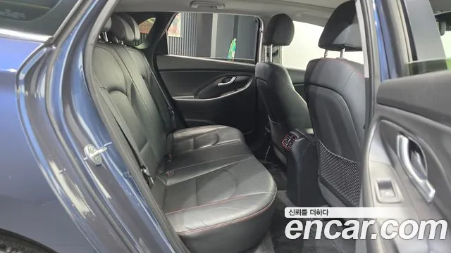 Hyundai i30 2018 — фото 18