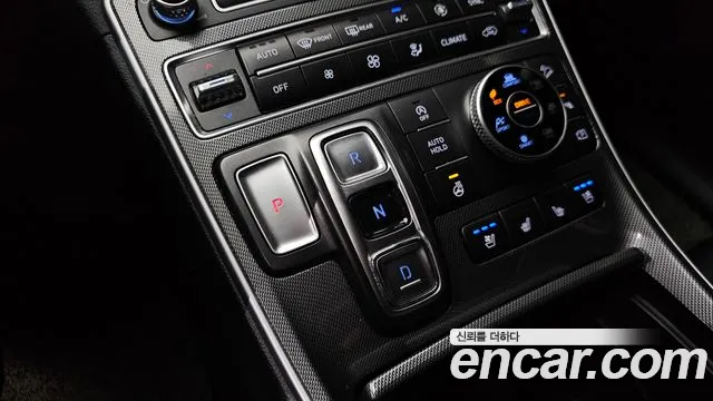 Hyundai Santafe 2022 — фото 12