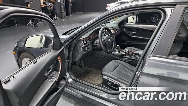 BMW 3-Series 2015 — фото 10