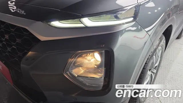 Hyundai Santafe 2019 — фото 8