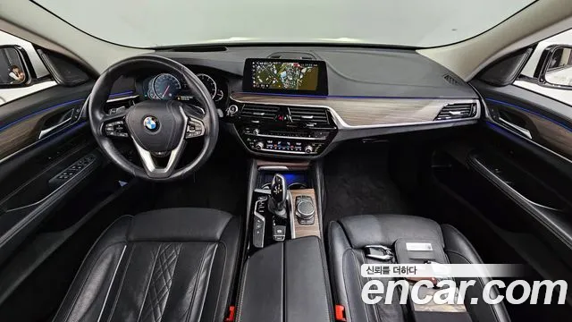 BMW Gran Turismo 2018 — фото 10