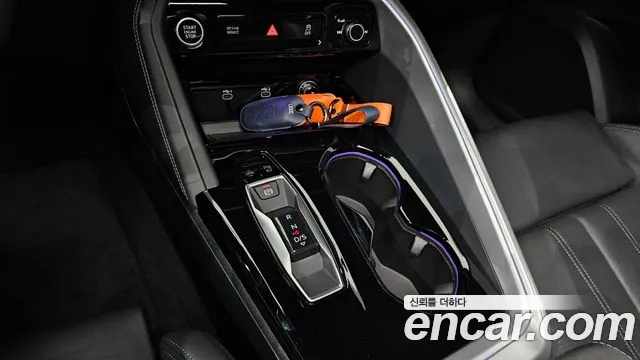 Audi Q5 2025 — фото 12