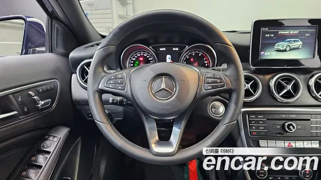 Mercedes-Benz GLA-Class 2018 — фото 20