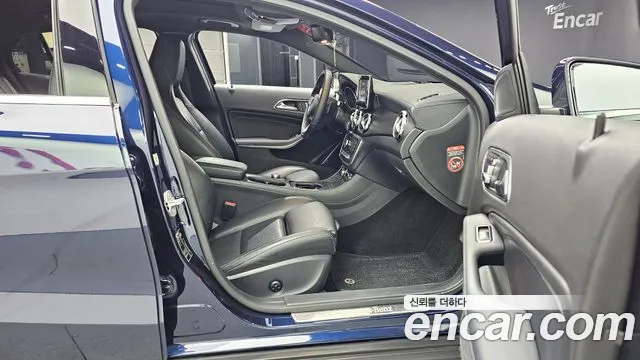 Mercedes-Benz GLA-Class 2018 — фото 16