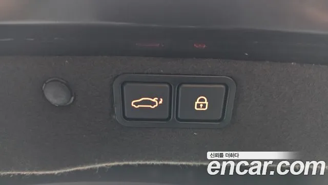 Hyundai Equus 2011 — фото 20