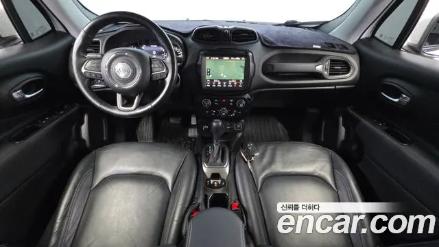 Jeep Renegade 2018 — фото 10