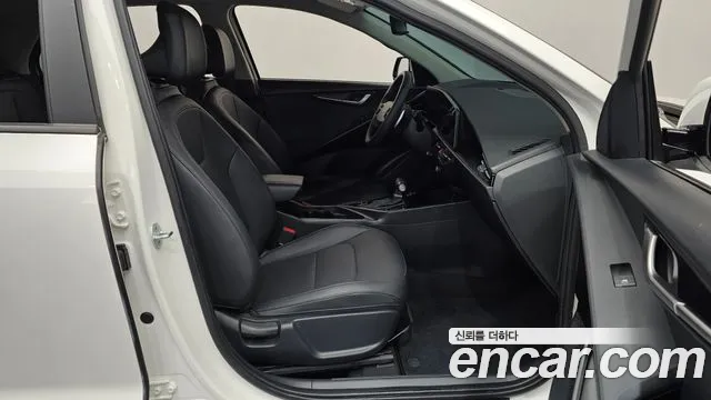 Kia Niro 2022 — фото 17