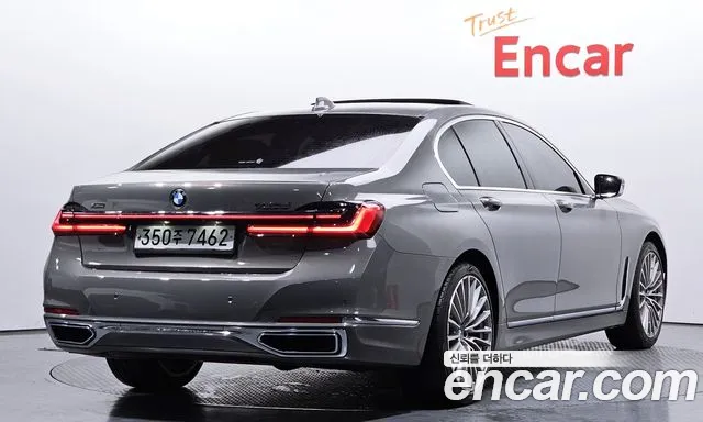 BMW 7-Series 2020 — фото 1