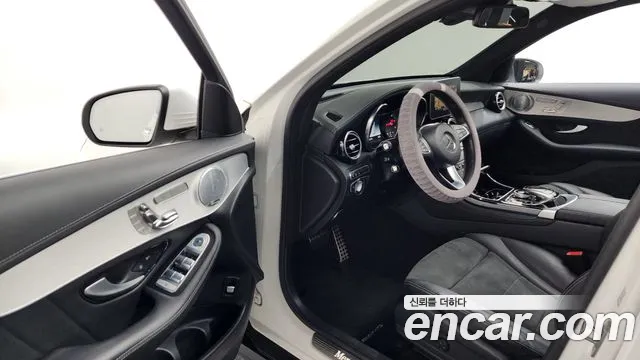 Mercedes-Benz GLC-Class 2018 — фото 13