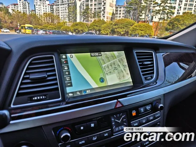 Hyundai Genesis 2016 — фото 15