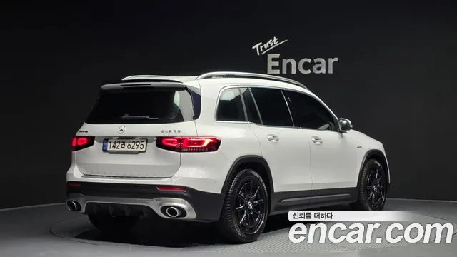 Mercedes-Benz GLB-Class 2021 — фото 2