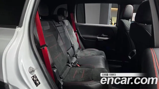 Mercedes-Benz GLB-Class 2021 — фото 18
