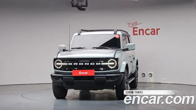 Ford Bronco 2023 — фото 3