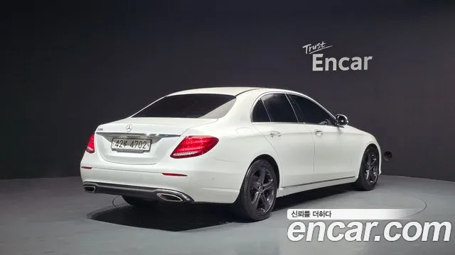 Mercedes-Benz E-Class 2018 — фото 2