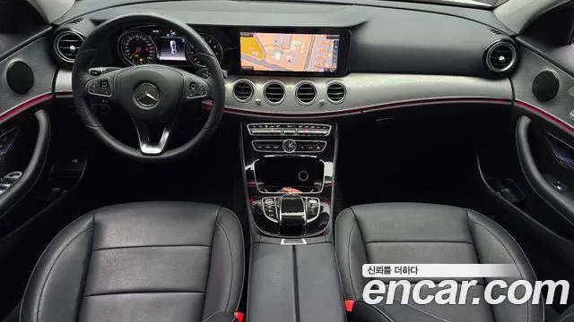Mercedes-Benz E-Class 2018 — фото 10