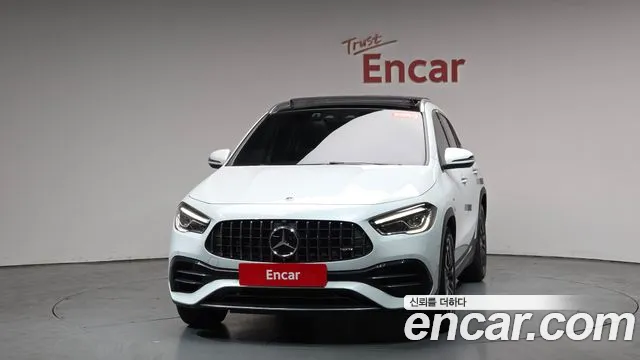 Mercedes-Benz GLA-Class 2023 — фото 2