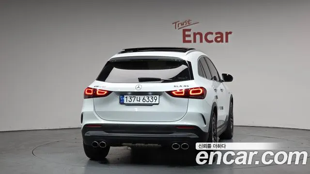 Mercedes-Benz GLA-Class 2023 — фото 3
