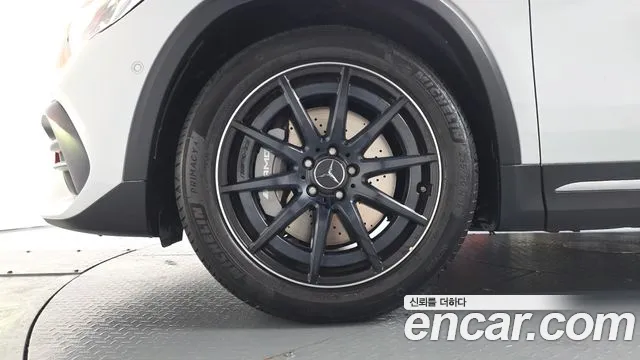 Mercedes-Benz GLA-Class 2023 — фото 4