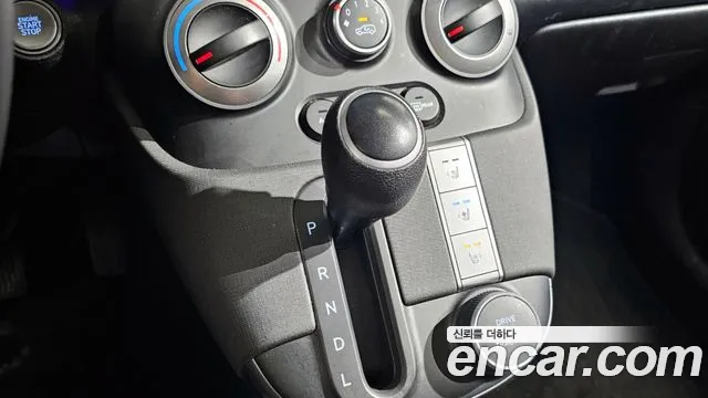 Hyundai Casper 2023 — фото 12