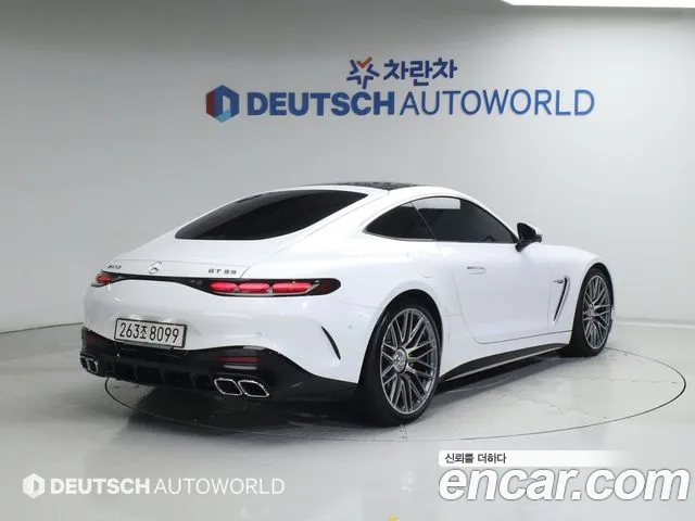 Mercedes-Benz AMG GT 2026 — фото 2