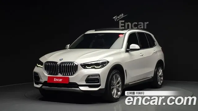 BMW X5 2021 — фото 1
