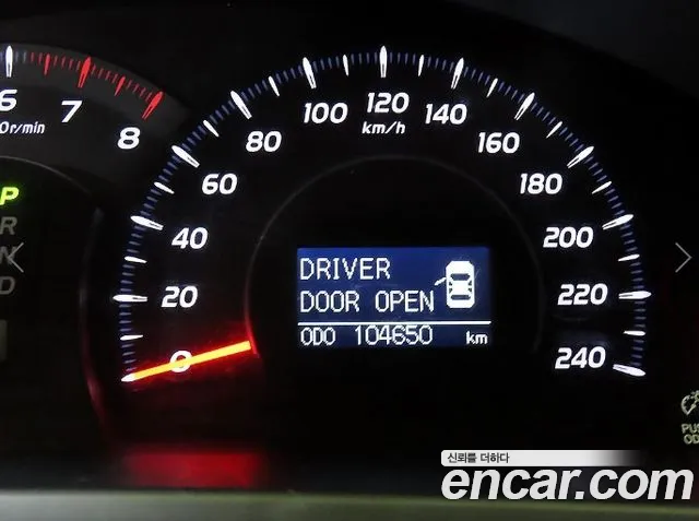 Toyota Camry 2010 — фото 9