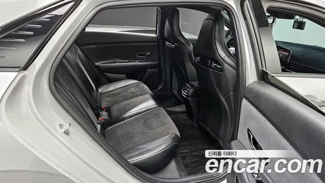 Hyundai AVANTE 2022 — фото 17