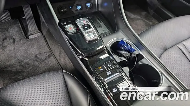 Hyundai Sonata 2021 — фото 12