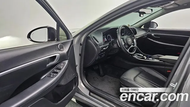 Hyundai Sonata 2021 — фото 13