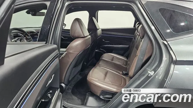 Hyundai Tucson 2023 — фото 17