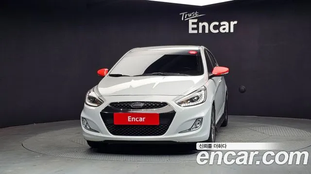 Hyundai Accent 2018 — фото 3