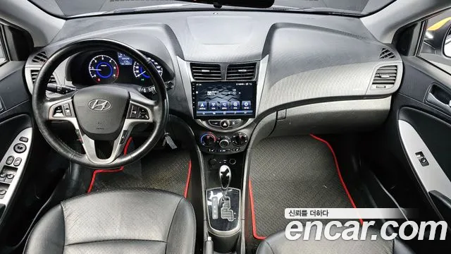 Hyundai Accent 2018 — фото 7