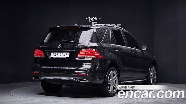 Mercedes-Benz GLE-Class 2017 — фото 2