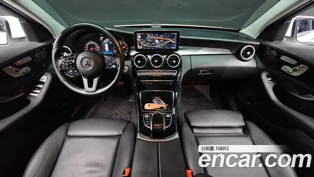 Mercedes-Benz C-Class 2020 — фото 10